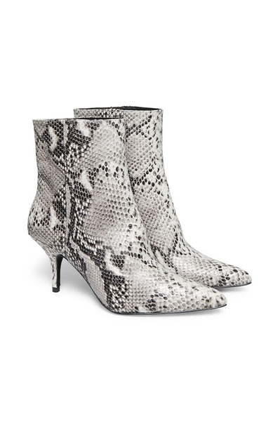 Bilde av Gestuz Vaneia Boots Grey