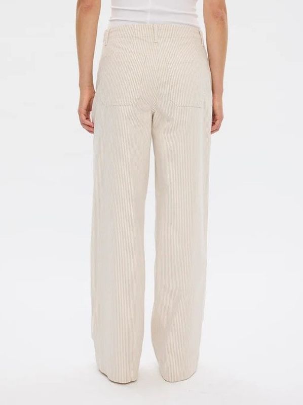 Five Units Erica 825 Regular Oat Milk Stripe