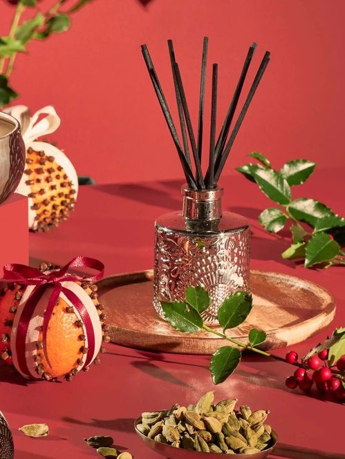 Hovedbilde Voluspa Reed Diffuser Gilt ...