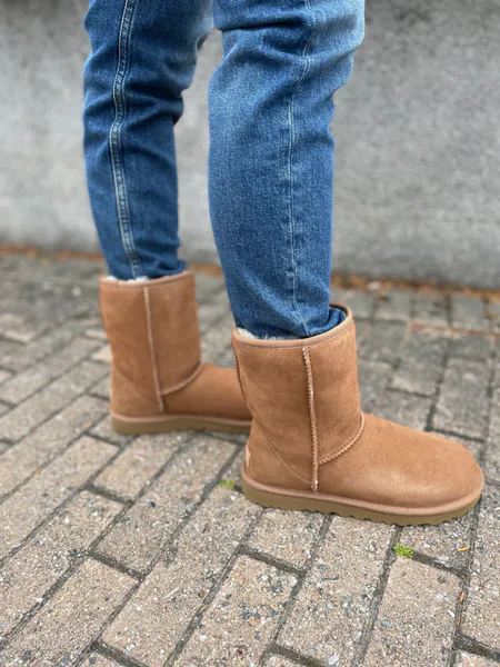 Hovedbilde UGG Classic Short II Chestnut