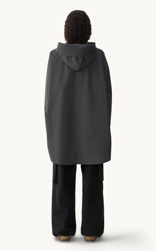 BLÆST Bergen Poncho Dark Cloud