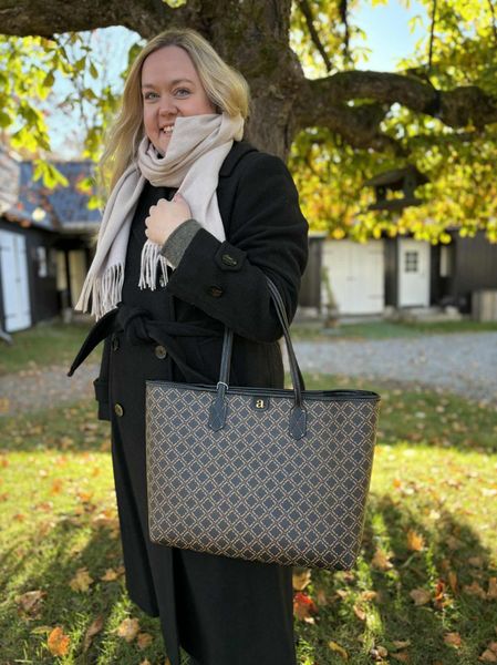 Hovedbilde Arnie Says Ultimate Monogram ...